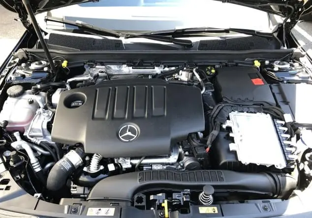 Angebotsdetails Mercedes-Benz A 220 d Limousine ++sofort verfügbar++ Metalliclack kosmosschwarz