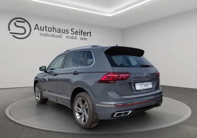 Angebotsdetails Volkswagen Tiguan R-Line 2.0 TDI 4Motion Grau (Delfingrau Metallic)