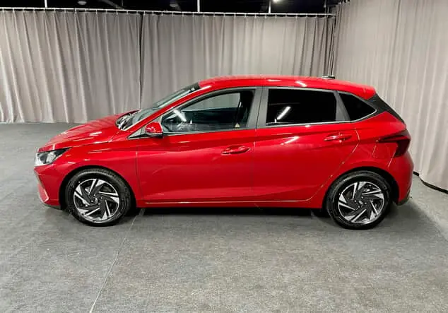 Angebotsdetails Hyundai i20 i20 *PDC*KLIMA*SITZ+LENKRADHEIZ*AUTOMATIK* ROT