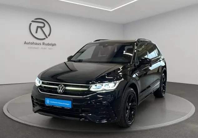 Angebotsdetails Volkswagen Tiguan Allspace 2.0 TDI 4Motion R-Line 'Blac Schwarz (Deep Black Perleffekt)