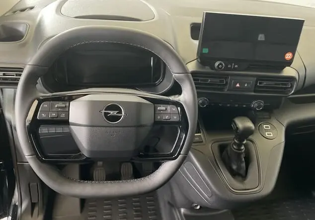 Angebotsdetails Opel Combo Opel Combo Cargo L1 mit normaler Nutzlast 1.5 Diesel 75 kW (102 PS) 6-Gang Karbon Schwarz Metallic