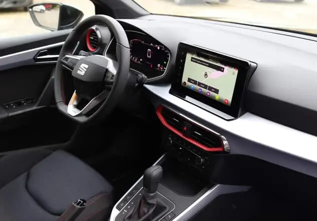 Angebotsdetails Seat Arona Facelift FR 1.5TSI *AHK*18 Zoll* Mitternachtsschwarz
