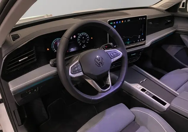 Angebotsdetails Volkswagen Passat Variant B9 2.0 TDI Business KLIMA WeiÃ (OryxweiÃ Perlmutteffekt)