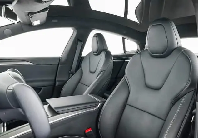 Angebotsdetails Tesla Model S Plaid FSD Yoke STHZ 21
