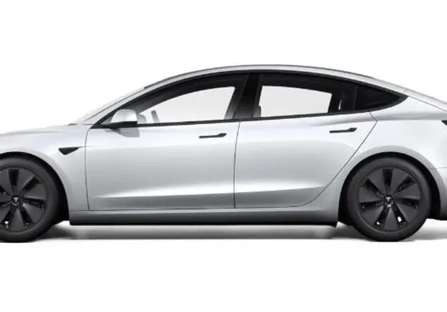 Angebotsdetails Tesla Model 3 3 LR Dual mit Anhängerkupplung Pearl-White