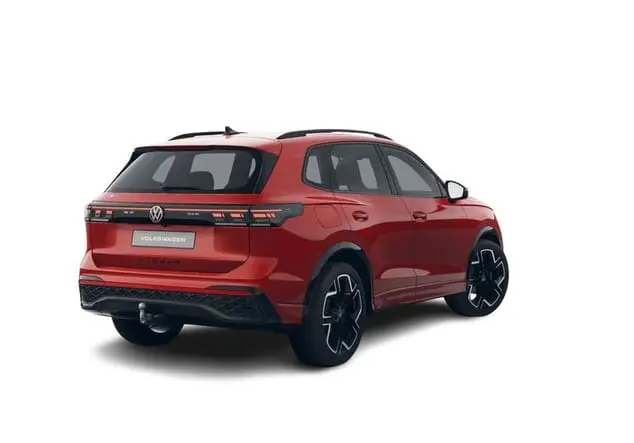 Angebotsdetails Volkswagen Tiguan Volkswagen Tiguan R-Line 1.5 TSI 110 kW (150 PS) 7-Gang-DSG Persimmon Red Metallic