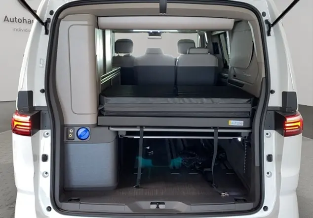 Angebotsdetails Volkswagen T7 California Ocean 2.0 TDI Langer Ãberhang WeiÃ (Candy-WeiÃ Deep Black Perleffekt)