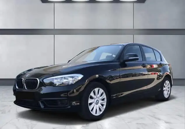 Angebotsdetails BMW 1er 118d, Schaltgetriebe, PDC, Sitzheizung Schwarz Uni
