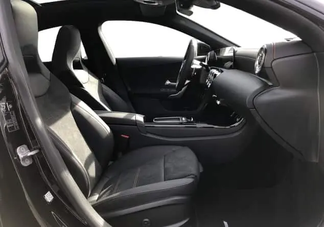 Angebotsdetails Mercedes-Benz CLA 220 4MATIC Coupe Schwarz-lack kosmosschwarz
