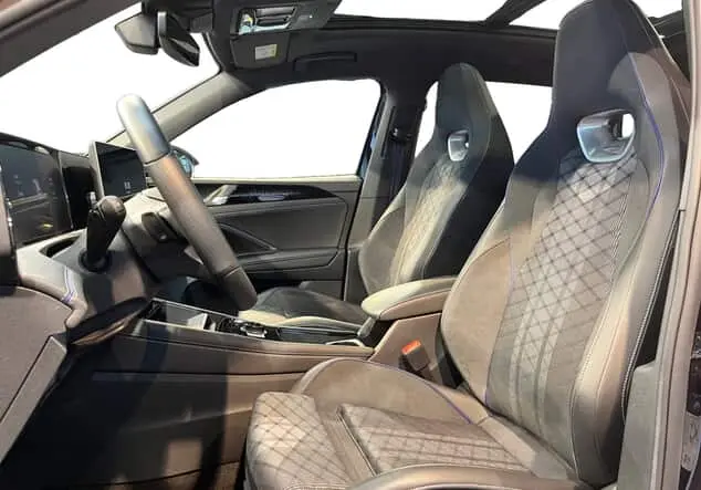 Angebotsdetails Volkswagen Tiguan 1.5 eTSI R-Line ++sofort verfügbar++ Deep black perleffekt