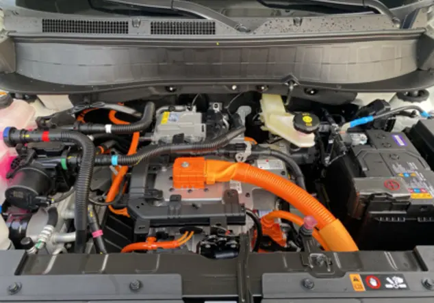 Angebotsdetails Hyundai INSTER (MY25) 49 kWh (115 PS) 2WD SELECT Unbleached Ivory