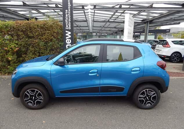 Angebotsdetails Dacia Spring Electric Essential CENOTE-BLAU