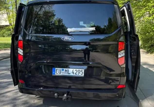 Angebotsdetails Ford Tourneo Ford Tourneo Custom Automatik Schwarz