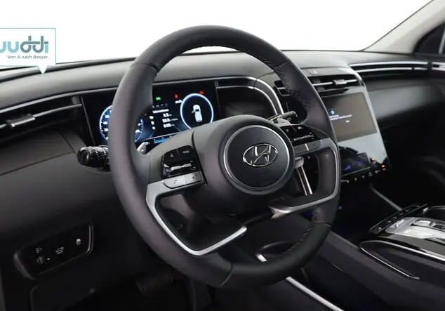Angebotsdetails Hyundai TUCSON 1.6 T-GDI 48V-Trend Hybrid Weiß und Schwarz