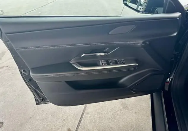 Angebotsdetails Mazda 6E 6e 258PS TAKUMI*LEDER-S*PANO Jet Black