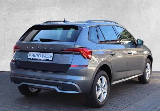 Angebotsdetails Skoda Kamiq 1.0 TSI Ambition *PDC*AHK*SHZ* Graphite Grau Metallic