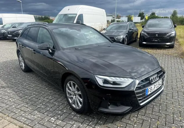 Angebotsdetails Audi A4 Weiß