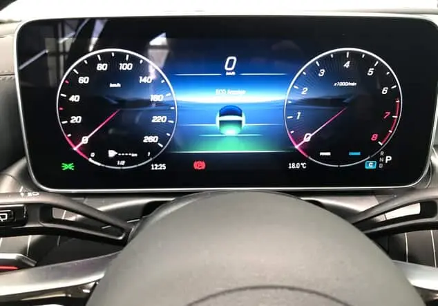 Angebotsdetails Mercedes-Benz C-Klasse 300 4MATIC T-Modell Schwarzlack obsidianschwarz