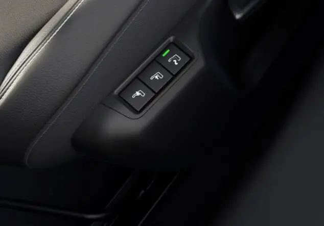 Angebotsdetails Opel Mokka Opel Mokka-e Elektro 115.00 kW (156 PS) Kontrast Grau Metallic