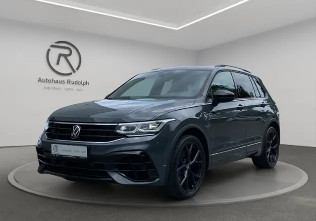 Angebotsdetails Volkswagen Tiguan R 2.0 TSI 4Motion 'Black Style' Grau (Delfingrau Metallic)