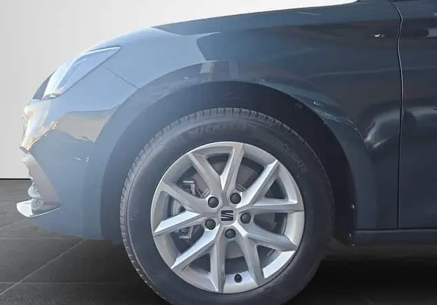 Angebotsdetails Seat Leon Sportstourer Leon Sportstourer Road Edition 2.0 TDI 110 kW (150PS) 7-Gang-DSG Fiord Blau