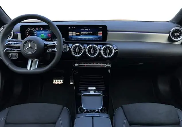 Angebotsdetails Mercedes-Benz CLA 200 Shooting Brake ++verfügbar ab 27.09.25++ Grau manufaktur lack manufaktur alpingrau uni