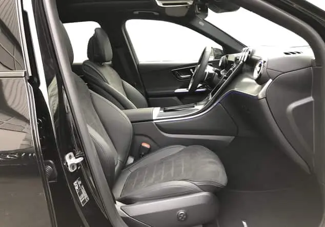 Angebotsdetails Mercedes-Benz GLC 300 de 4MATIC mit EQ Hybrid ++sofort verfügbar++ Metalliclack obsidianschwarz