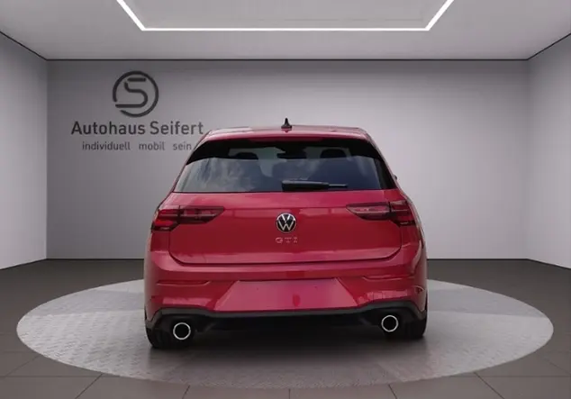 Angebotsdetails Volkswagen Golf VIII Lim. GTI Rot (KINGS RED)