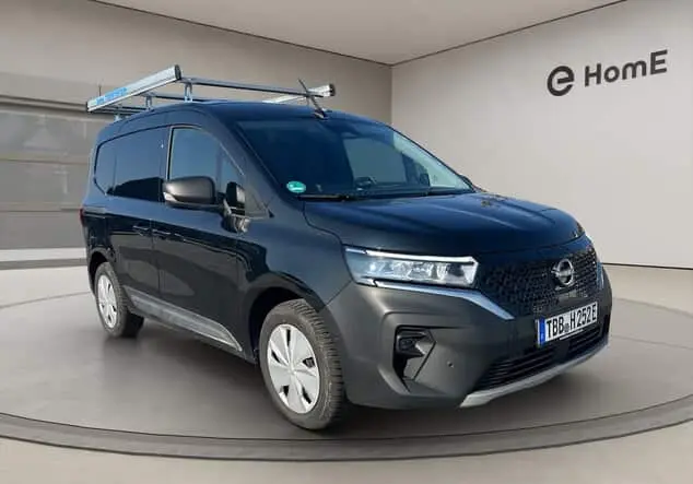 Angebotsdetails Nissan Townstar EV Kastenwagen L1 mit SORTIMO - PERFEKT FÜRS HANDWERK Schwarz
