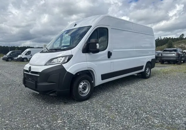 Angebotsdetails Opel Movano Opel Movano Cargo Kastenwagen verblecht L3H2 3.5t 2.2 BlueHDi 140 103 kW (140 PS) 6-Gang Cassablanca Weiß