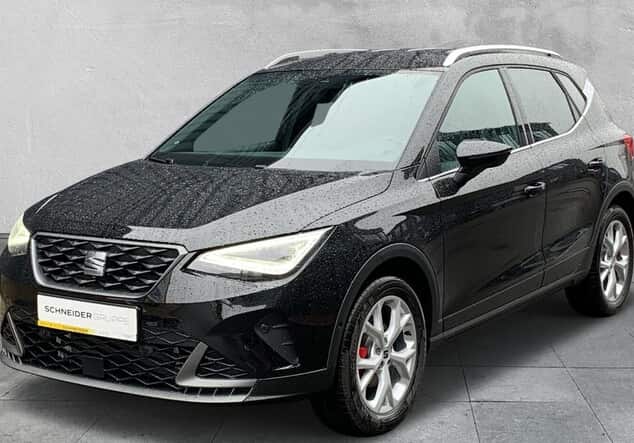 Angebotsdetails Seat Arona FR 1.0 TSI Winterpaket, Voll SONDER ANGEBOT Nevada Weiß Midnight Schwarz