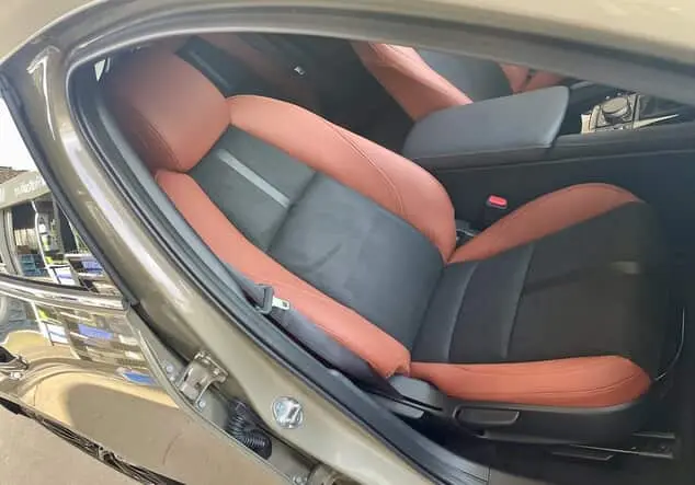 Angebotsdetails Mazda 3 3 140PS AUTO NAGISA*BOSE*TEILLEDER zircon sand