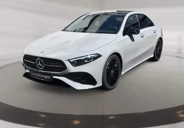 Angebotsdetails Mercedes-Benz A 250 4MATIC Limousine ++sofort verfügbar++ Manufaktur lack manufaktur alpingrau uni