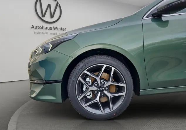 Angebotsdetails Kia Ceed Sportswagon Spirit GrÃ¼n ((EXG) EXPERIENCE GREEN M)