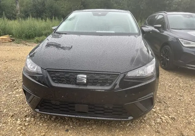 Angebotsdetails Seat Ibiza Seat Ibiza Road Edition 1.0 TSI 85 kW (116 PS) 7-Gang-DSG Midnight Schwarz Metallic