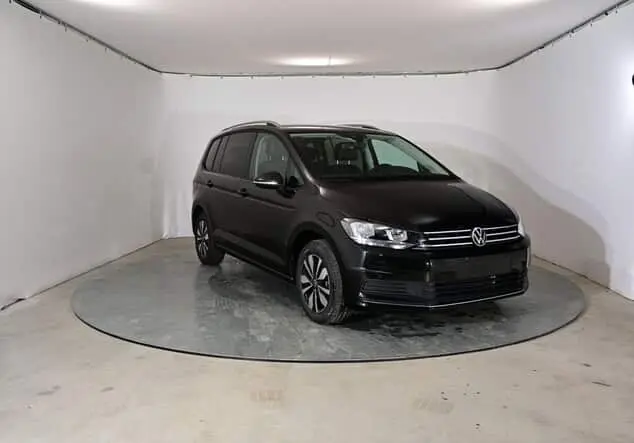 Angebotsdetails Volkswagen Touran Volkswagen Touran GOAL 1.5 TSI 110 kW (150 PS) 7-Gang-DSG Grenadillschwarz Metallic