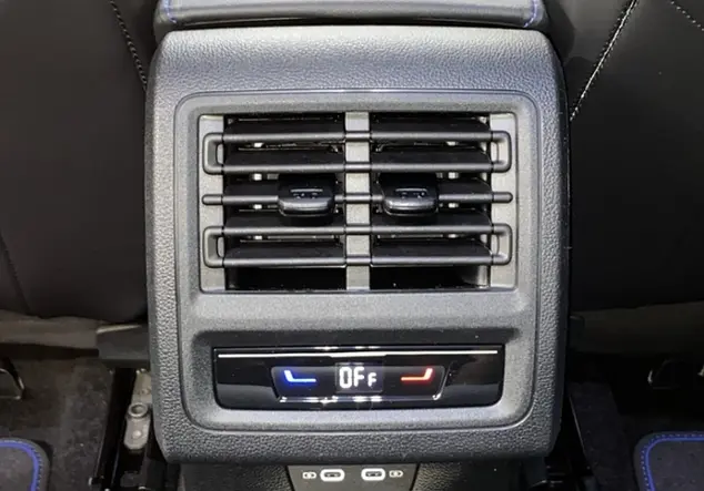 Angebotsdetails Volkswagen Golf R BLACK EDITION 2.0 TSI 4MOTION LEDER A Schwarz (Pure White Schwarz)