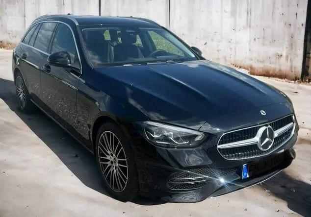 Angebotsdetails Mercedes-Benz C 180 T Avantgarde Edition NAVI elektr. Sitz 18Â° UNG. SCHWARZ - UNILACK