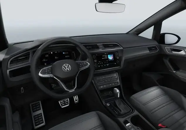 Angebotsdetails Volkswagen Touran Volkswagen Touran Highline R-Line 1.5 TSI 110 kW (150 PS) 7-Gang-DSG Delfingrau Metallic