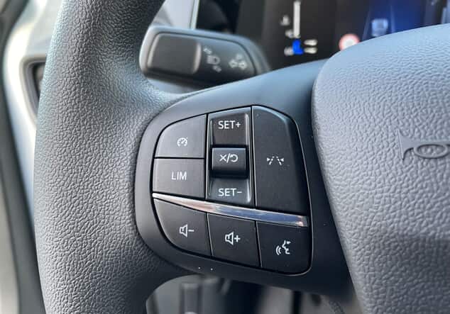 Angebotsdetails Ford Transit Courier Trend*AppLink*PDC*Klima* Frost Weiß