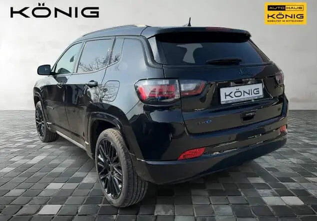 Angebotsdetails Jeep Compass PHEV MY 22 Upland schwarz