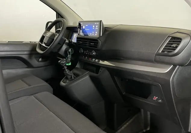 Angebotsdetails Opel Vivaro Opel Vivaro Kastenwagen Standard 2.0 BlueHDi 145 106 kW (145 PS) 6-Gang Merkur Grau Metallic