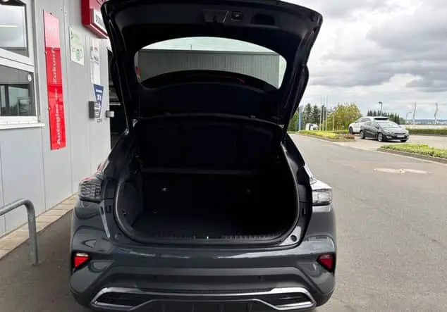 Angebotsdetails Kia XCeed GT-Line + Grau ((H8G) DARK PENTA METAL M)
