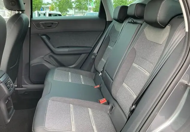 Angebotsdetails Seat Ateca Xperience 1.5 TSI 110 kW (150 PS) 7-Gang BLACK WEEK Grau, Schwarz, Weiß