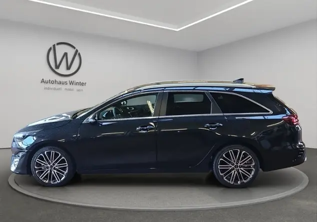 Angebotsdetails Kia Ceed Sportswagon GT-Line Schwarz ((1K) BLACK PEARL M)