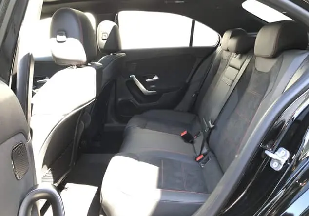 Angebotsdetails Mercedes-Benz A 220 d Limousine ++sofort verfügbar++ Metalliclack kosmosschwarz