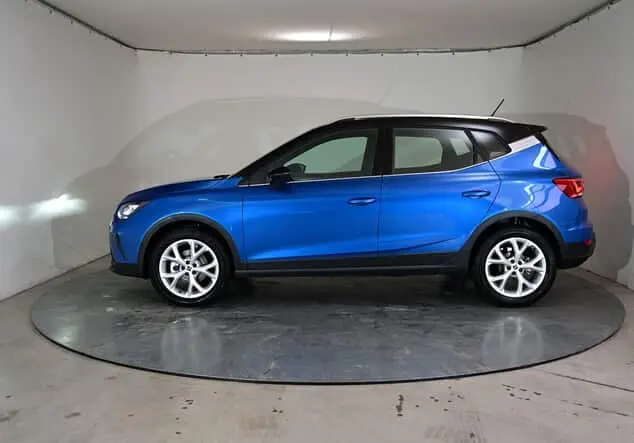 Angebotsdetails Seat Arona Seat Arona FR 1.5 TSI 110 kW (150 PS) 7-Gang-DSG Saphire Blau Metallic