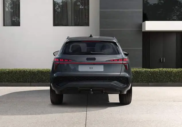 Angebotsdetails Audi Q3 Audi Q3 S line 1.5 TFSI 110 kW (150 PS) 7-Gang tronic Daytona-Grau Perleffekt