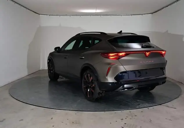 Angebotsdetails Cupra Formentor Cupra Formentor 1.5 eTSI 110 kW (150 PS) 7-Gang-DSG Century Bronze Matt