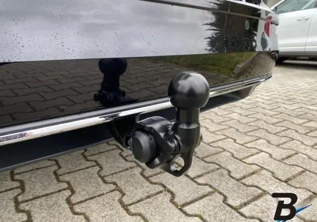 Angebotsdetails Volkswagen Golf VIII Variant 2.0 TDI Style LED-Plus+AHK Schwarz